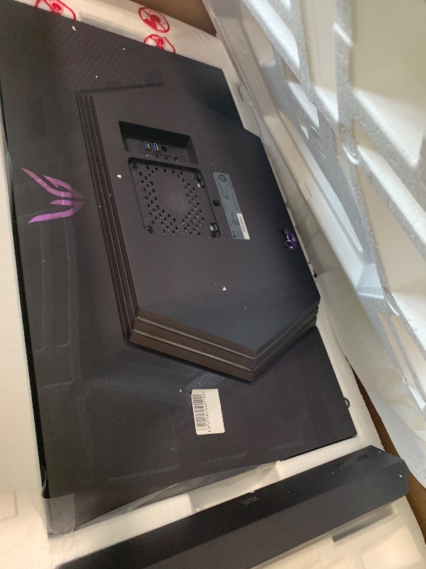 Photo 1 of ***FINAL SALE NO RETURN, FOR PARTS *** LG UltraWide FHD 29-Inch Computer Monitor 29WQ600-W, IPS with HDR 10 Compatibility, AMD FreeSync, and USB Type-C, White