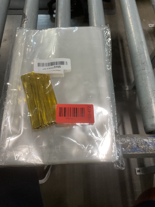 Photo 1 of ****MISSING PARTS**** SUREHOME Cellophane Treat Bags, 200 Pcs 6x10 Inch Clear Gift Bag with Ties Cello Plastic Goodie Bags for Cookies Candy Birthday Party Favors Graduation Small Gift Giving Homemade Bakery Packaging