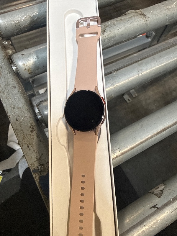 Photo 1 of ** DOES NOT HAVE A CHARGER**Samsung Galaxy Watch 4 40mm Bluetooth Smartwatch with ECG Heart Rate Monitor, Tracker for Health, Fitness, Running, Sleep Tracking, GPS Fall Detection, US Version, SM-R860NZDAXAA, Pink Gold