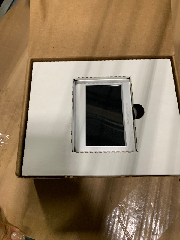 Photo 1 of ***SIMILAR IMAGEM*** Honeywell RTH9580WF1005/W1 Smart Wi-Fi 7 Day Programmable Color Touch Thermostat, Works with Amazon Alexa