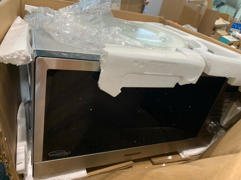 Photo 1 of ***UPDATED 7/4*** Panasonic NN-SD78LS 1.6 cu.ft Cyclonic Inverter Countertop Microwave Oven 1250Watt Power with Genius Sensor Cooking, cft, 19.44"D x 21.88"W x 11.94"H,Stainless Steel