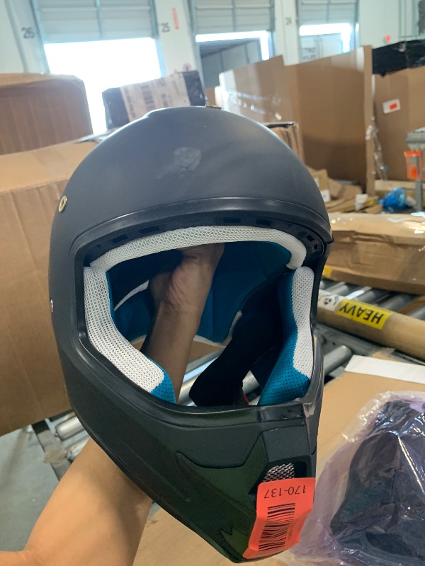Photo 1 of *** MISSING VISOR *** ILM Full Face Motorcycle Street Bike Helmet with Removable Winter Neck Scarf + 2 Visors DOT Model ILM-313 (L, Matte Black) ***SIMILAR IMAGEEE*** ***UNCLEAN**