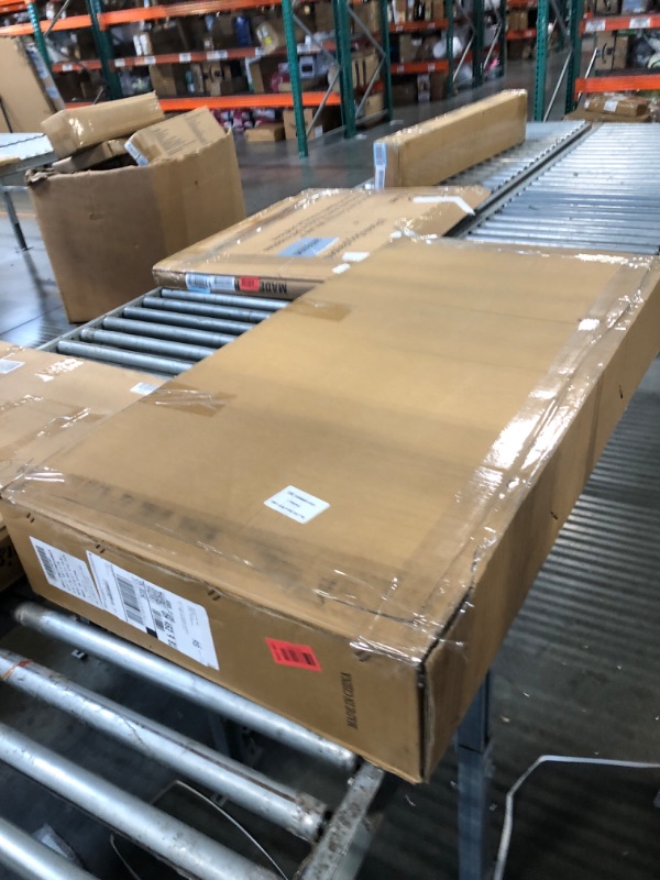 Photo 1 of ** sold as is no refund/return**
DWVO 34 Inch Core Radiator Compatible with Chevy Silverado Suburban Tahoe, Fit for Cadillac Avalanche Escalade GMC Yukon Sierra Hummer H2 4.3L 4.8L 5.3L 6.0L 6.2L CU2423
