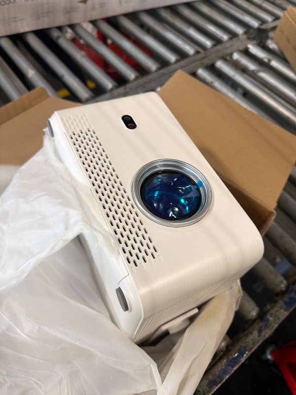 Photo 1 of [Android 14 & 800ANSI] Magcubic Mini Projector 4K 8K Support, Smart Projector Native 1080P with WiFi 6, Bluetooth 5.4, Auto Focus, Auto Keystone, 180° Rotation, Portable Projetor for Bedroom HY450Max