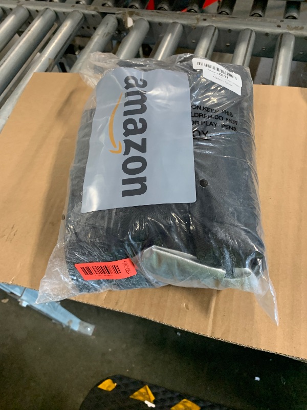 Photo 1 of ?2025 Upgraded Fabric?Saking Pool Table Cover, 6/7/8/9 Ft Heavy Duty Billiard Table Cover Indoor & Outdoor, Waterproof & Tearproof, 113" L x 61" W x 32" H, (9 Feet, Black)LPNO567400117
