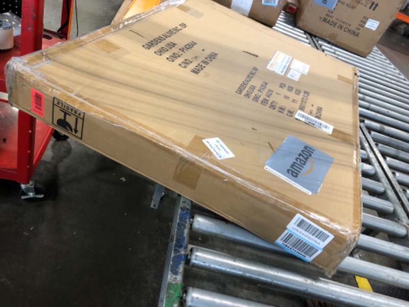 Photo 1 of "Bits And Pieces Large Elderly Lounger - Interlocking Jigsaw Puzzle Table for Adults, 1500 Pc, 25.5 x 34.5"" Surface"