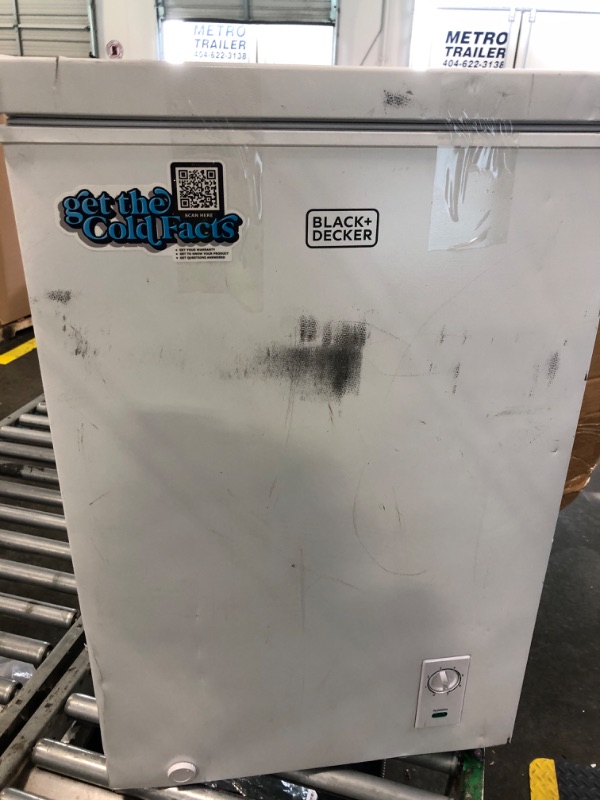 Photo 1 of *** MINOR DAMAGE MAKRS*** BLACK+DECKER 2.7 Cu. Ft. Compact Chest Freezer, Deep Freezer Holds Up To 94.5 Lbs. of Frozen Food, Removable Storage Basket, BCFK276, White