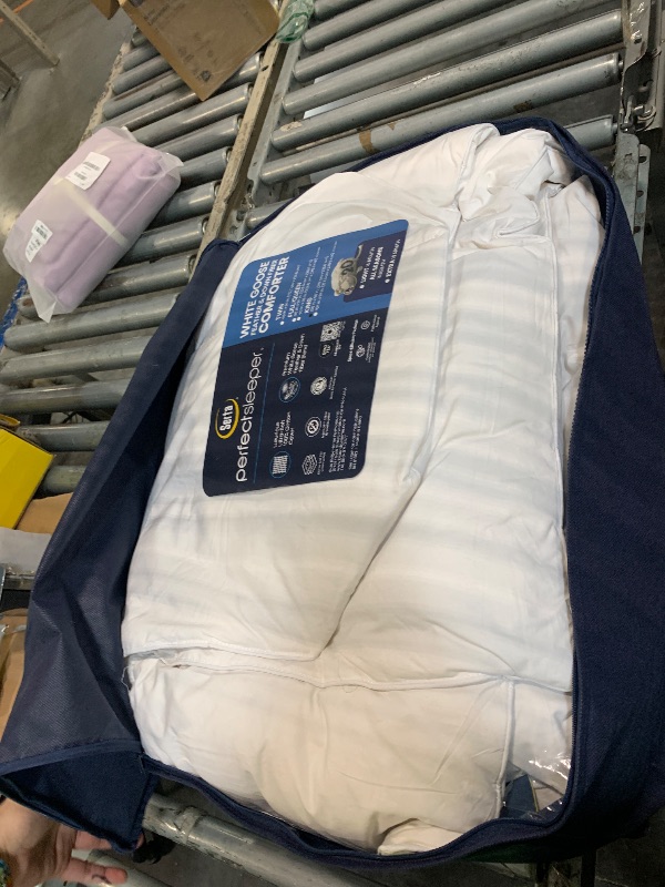 Photo 1 of ***SIMILAR*** Serta Down Illusion Lightweight Hypoallergenic Down Alternative Comforter with Corner Loops, King/Cal King, White
