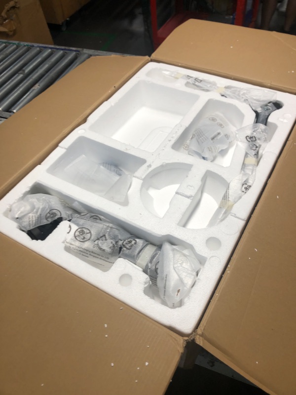 View 3 of ****USED KNOWN IF MISSING PIECES*****
Samsung 32" Odyssey G32A Gaming Monitor