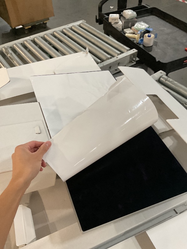 View 6 of ***DAMAGED SCREEN***(READ NOTES)
Apple Studio Display XDR 27-inch 5KspPB2LWPZW4