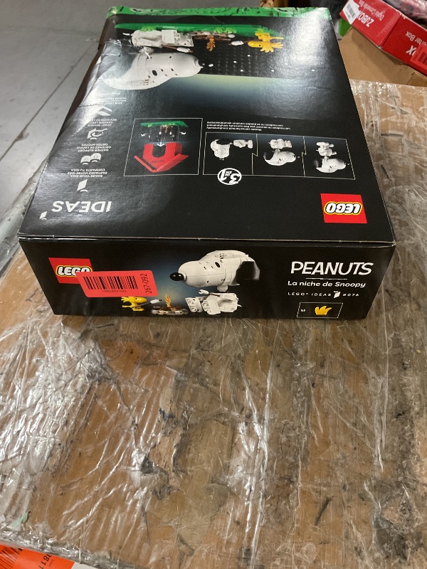 Photo 1 of *** factory sealed *
LEGO Ideas Peanuts: Snoopy's Doghouse 21368