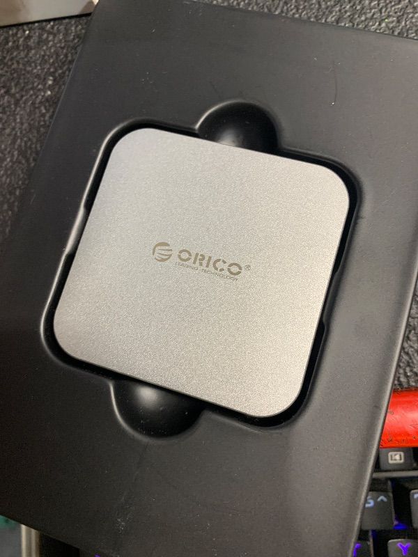Photo 1 of **MISSING ACCESSORIES** ORICO Magnetic M.2 Docking Station, 8 Ports 10Gbps USB C HUB & M.2 2230 NVMe Enclosure with HDMI 4K@60Hz,SD/TF, USB-A&C 3.2, 100W PD, AUX, USBC Dock for iPhone 17/16/15 Pro/Pro Max