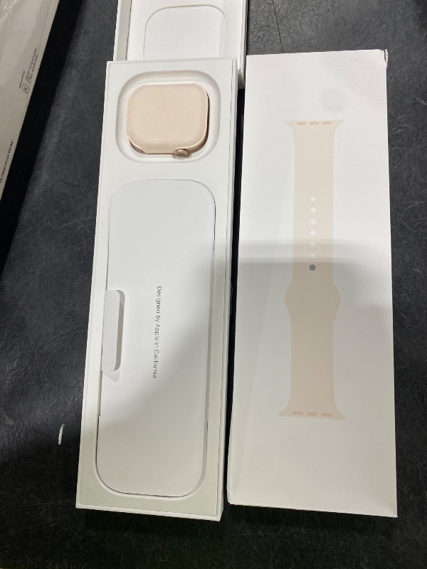 Photo 1 of Apple Watch Series 10 Smartwatch
