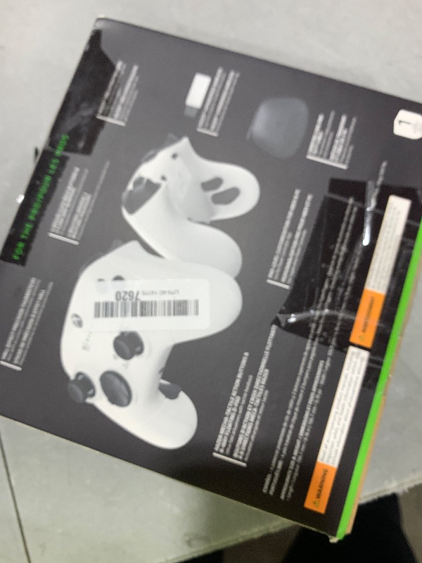 Photo 1 of Razer Wolverine V3 Pro Wireless Gaming Controller - White