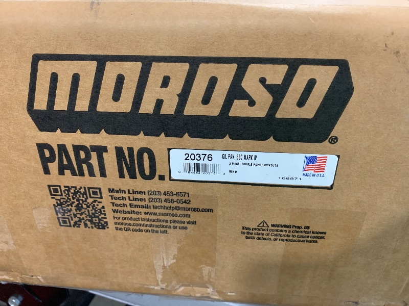 Photo 1 of Moroso 20376 Wet Sump Oil Pan for Chevy Big-Block Engine - 2 Piece