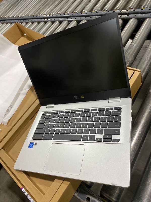 Photo 1 of Asus Chromebook C423NA, 14" HD Nano-Edge Display, Intel Processor N3350, 4GB DDR4, 64GB eMMC, Chrome OS