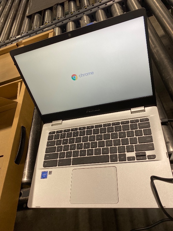 Photo 1 of Asus Chromebook C423NA, 14" HD Nano-Edge Display, Intel Processor N3350, 4GB DDR4, 64GB eMMC, Chrome OS