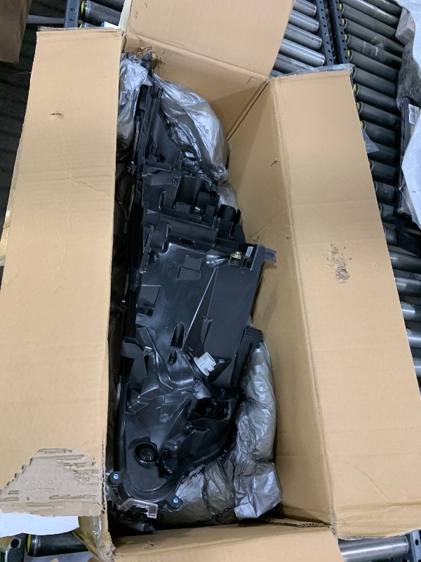 Photo 1 of JFN Headlight for Toyota RAV4 2019-2021 (Passenger Side)