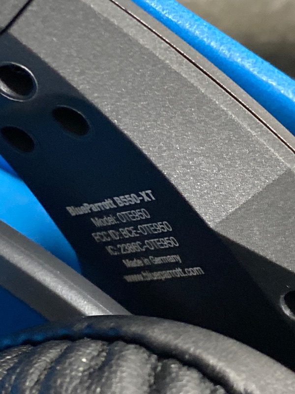 Photo 1 of BlueParrott B550-XT Bluetooth Headset