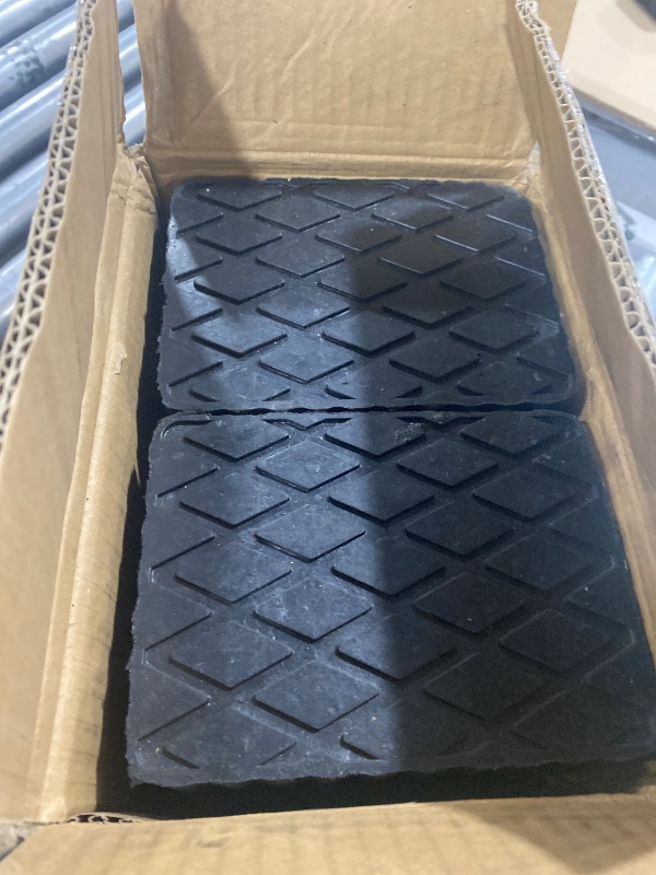 Photo 1 of GANSNAY Rubber Lift Pads (4 Pack)