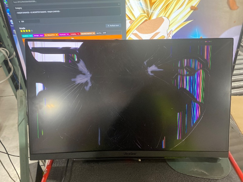 Photo 1 of --MAJOR DAMAGE-- LG MONITOR GAMING ULTRAGEAR 27' --MAJOR DAMAGE--