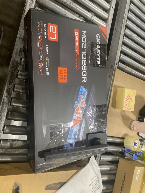 View 6 of UNTESTED GIGABYTE MO27Q28GR 27" QHD W-OLED Gaming Monitor UNTESTED