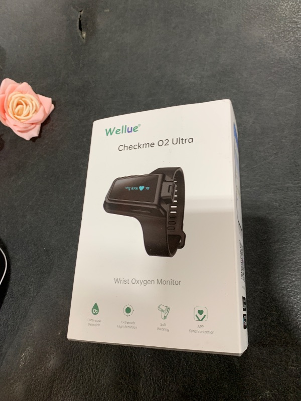 Photo 1 of Wellue Wrist Pulse Oximeter | 100-Hour Endurance SpO2 Monitor
