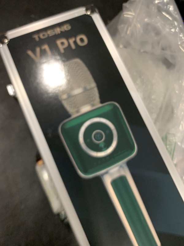Photo 1 of TOSING V1 PRO 20W Wireless Karaoke Microphone