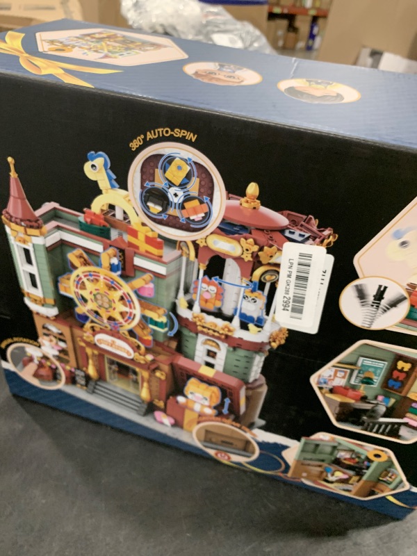Photo 1 of PANTASY Motorized European Gift Store Building Set