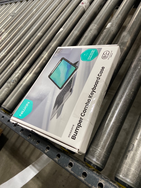 Photo 1 of Nillkin iPad 10th/11th Gen Keyboard Case with Trackpad