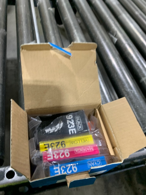 Photo 1 of XLhippo 923XL/923e Ink Cartridge Combo Pack - Black & Color