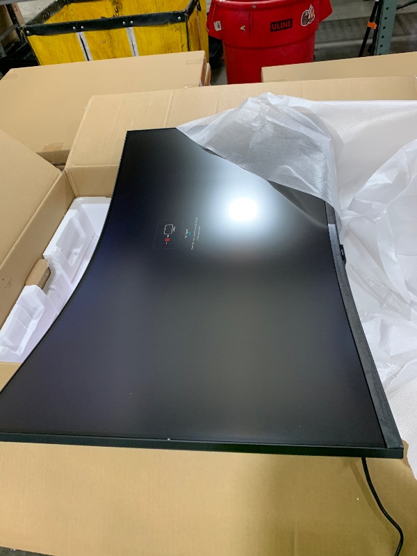 Photo 1 of Samsung 37” Odyssey G7 (G75F) Series 4K UHD Curved Gaming Monitor