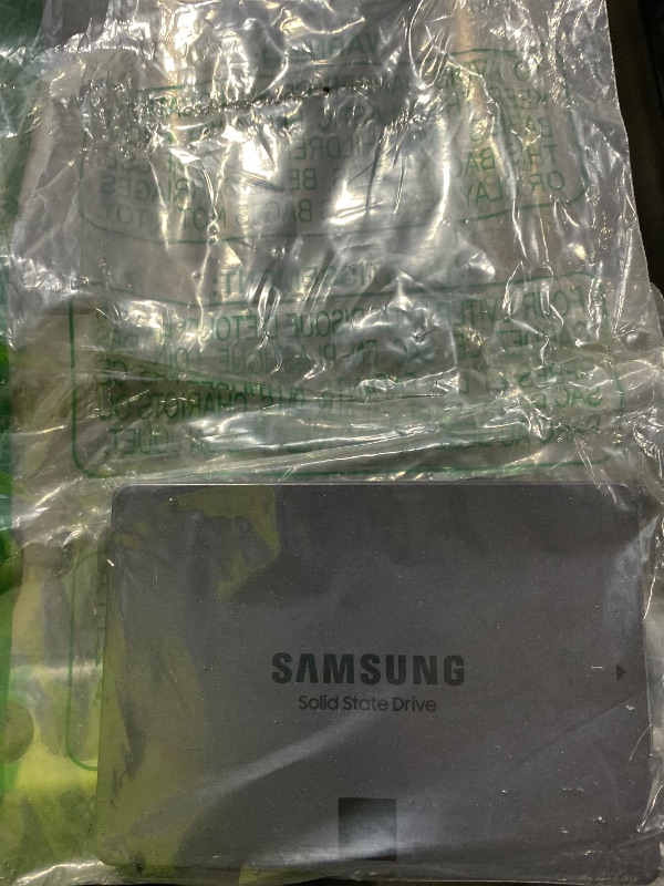 Photo 1 of Samsung 870 QVO 2TB 2.5" SATA III Internal SSD
