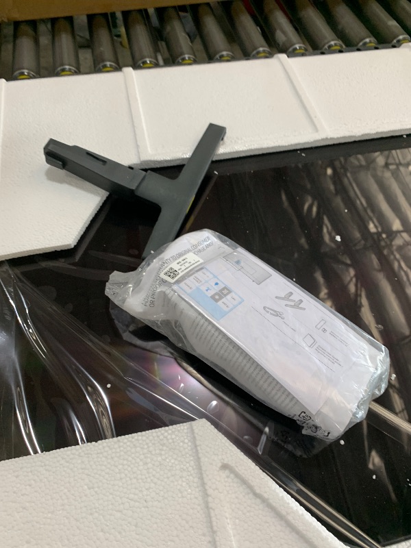 Photo 1 of *** PARTS ONLY SOLD AS IS -- BROKEN SCREEN **** Samsung 55-Inch Class Crystal UHD U8000F 4K Smart TV (2025 Model) Endless Free Content, Processor, MetalStream Design, Knox Security, Compatible with Alexa