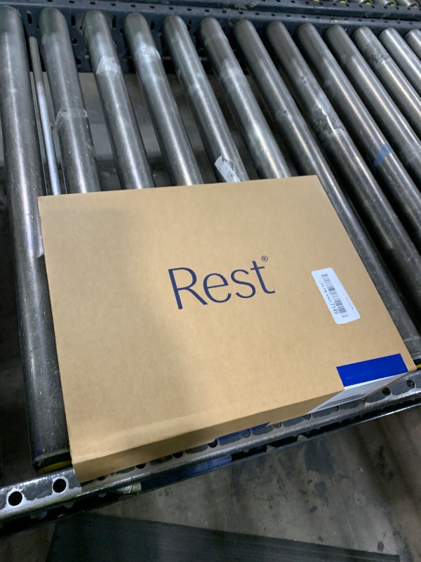 Photo 1 of REST® Evercool® + Cooling Sheet Set for Hot Sleepers, King