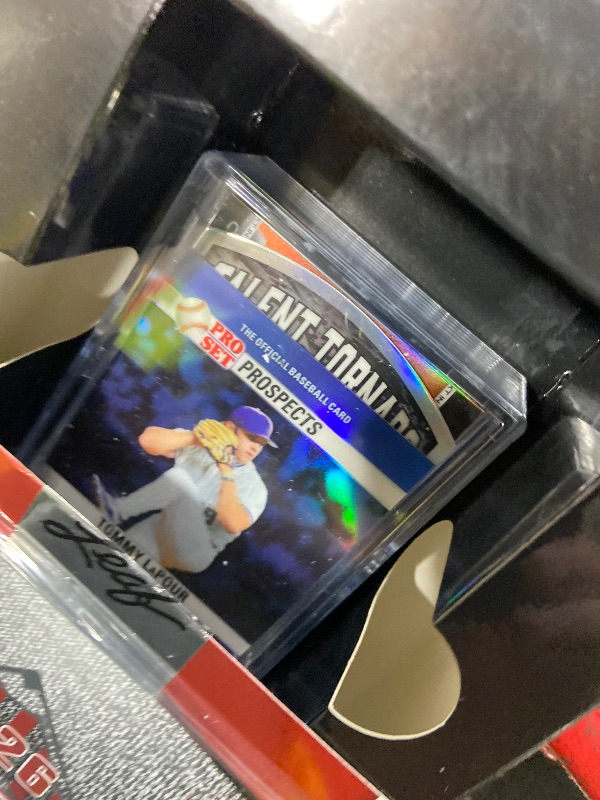 Photo 1 of 2026 Leaf Pro Set Metal Baseball Hobby Trading Card Box (5 Autographs Per Box)
