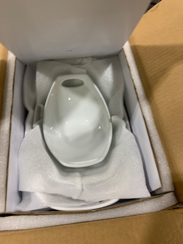 Photo 1 of Gomakren Serving Bowls with Handles, Serving Dishes, Porcelain Salad Bowls Mixing Bowl for Entertaining, Nesting Bowl Set of 3, Microwave Dishwasher Safe, 15/28/47 oz, White