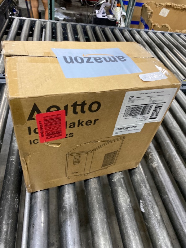 Photo 1 of Aeitto Ice Maker Countertop 26lbs/24H, Ice Machine 8 Ice Cubes Ready in 6 Mins, 2 Sizes of Bullet Ice Portable Ice Makers with Basket & Scoop, Auto Self-Cleaning for Home/Kitchen/Office Stainless