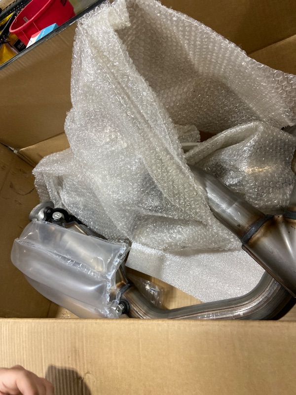Photo 1 of FOMIUZY Catalytic Converter Kit Direct-Fit Chevy Silverado GMC Sierra 1500 2014 2015 2016 2017 2018 Suburban Tahoe Yukon XL 4.3L 5.3L 6.0L