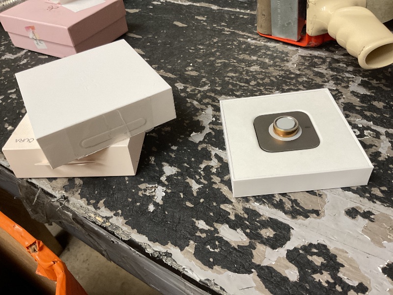 Photo 1 of Oura Ring 4 - Rose Gold - Size 6 - Sleep, Activity, Women’s Health, AI Advisor, Up to 8 Days of Battery Life, Size Before You Buy, Android & iOS Compatible