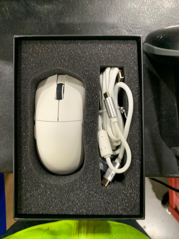 Photo 1 of LEMOKEY G1 8K Wireless Bluetooth 5.1/2.4 GHz/Wired Optical Mouse, Ultra-Lightweight 55g Programmable PixArt 3395 Sensor with up to 26,000/30000 DPI/ 650/750 IPS for Windows Mac Linux - White