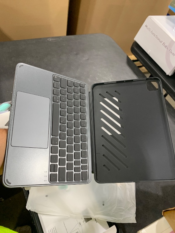 Photo 1 of ESR for iPad Pro 11 Inch Case with Keyboard M5/M4, Multi-Angle Stand