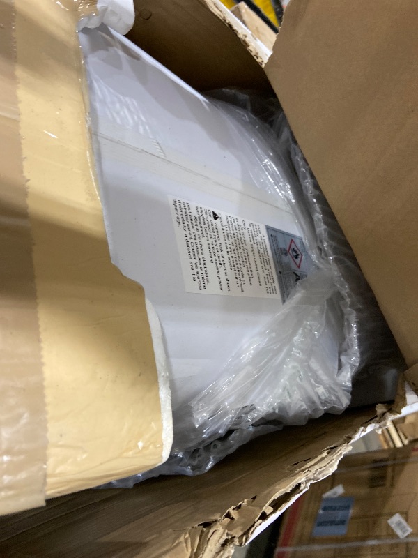 Photo 1 of NOT TURNING ON FOR PARTS ********** AGTANA 14000 BTU Portable Air Conditioner for Large Room up to 700 Sq. Ft, 3-in-1 Self-Evaporating AC with Fan & Dehumidifier, Floor Standing Portable AC Unit with Remote Control, Auto Swing, White