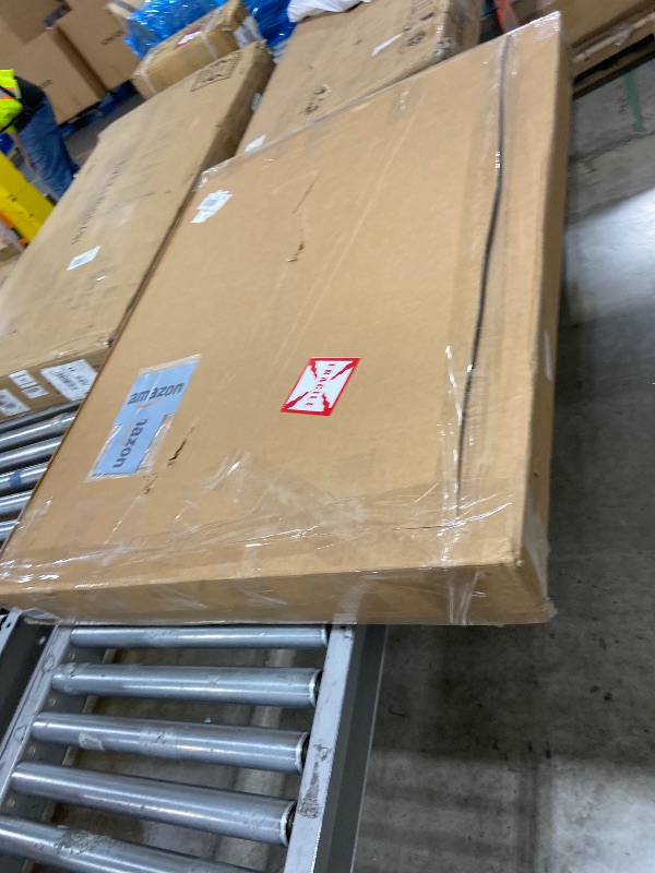 Photo 1 of Samsung 48-Inch Class S90F Smart TV (FOR PARTS ONLY)
