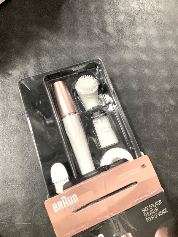 Photo 1 of Braun FaceSpa Pro 911 Epilator, Cleansing Brush & Toning Device