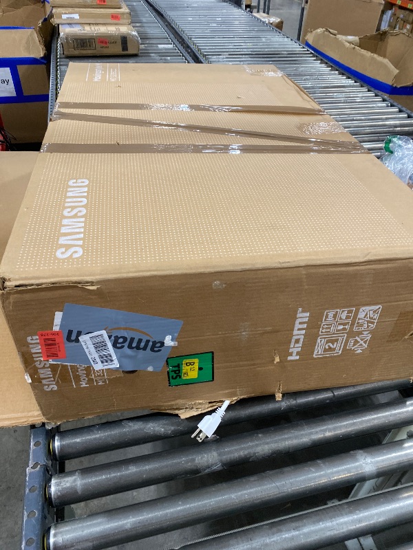 Photo 1 of Samsung 32" The Movingstyle Essential 4K UHD Smart Monitor