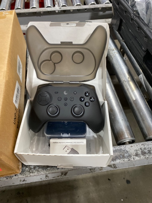 Photo 1 of GuliKit TT MAX Wireless Controller (Rev) for Switch 2/1,PC,Android,SteamOS