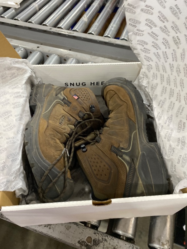 Photo 1 of KEEN Utility Men's Targhee IV Waterproof Work Boot (Carbon Toe) Dark Earth/Black 11 Wide