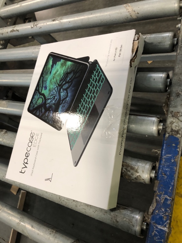 Photo 1 of ***07/31 SOLD FOR PARTS // FINAL SALE ***typecase Edge Keyboard Case for iPad 11th Gen A16 (2025) & 10th Gen 10.9" (2022) – Multi-Touch Trackpad, 11-Color Backlit Magic-Style Keyboard – Floating Magnetic Stand, Pencil Holder – Ivory White