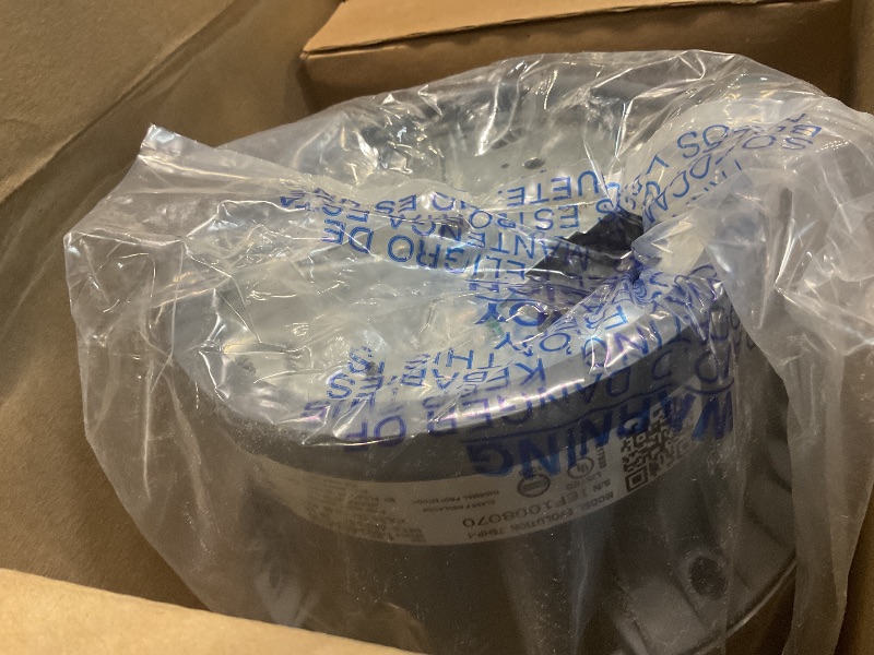 Photo 1 of ***BROKEN, SOLD FOR PARTS*** InSinkErator EVOLUTION 0.75HP 3/4 HP, Advanced Series EZ Connect Continuous Feed Food Waste Garbage Disposal, Gray